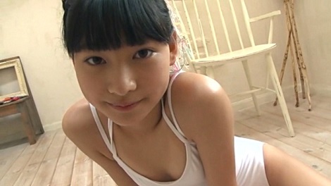 早坂美咲のアイドル動画